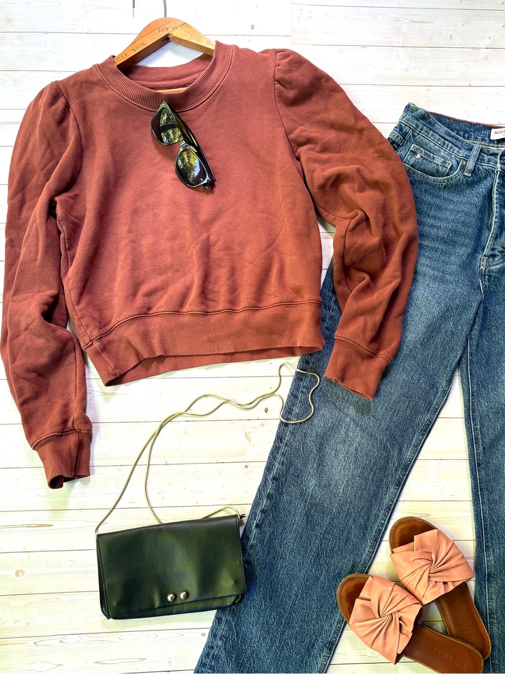 Wilfred puff shoulder sweatshirt